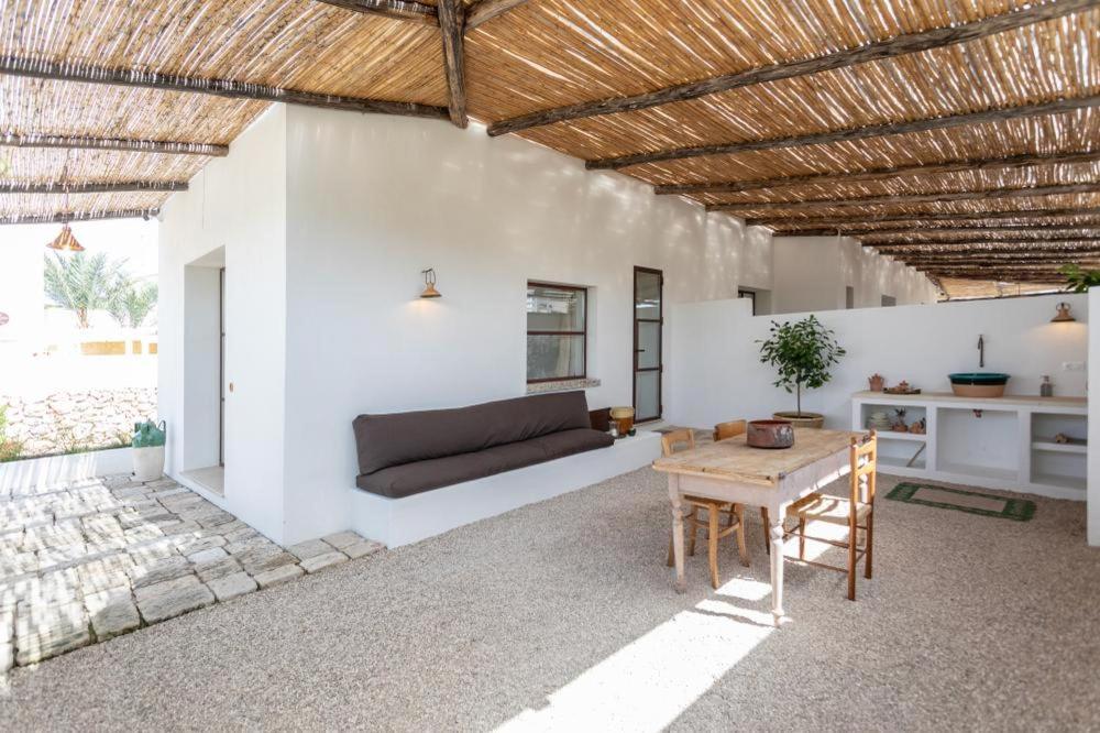 Bed and Breakfast Trullo Santovia Sant Isidoro  Esterno foto